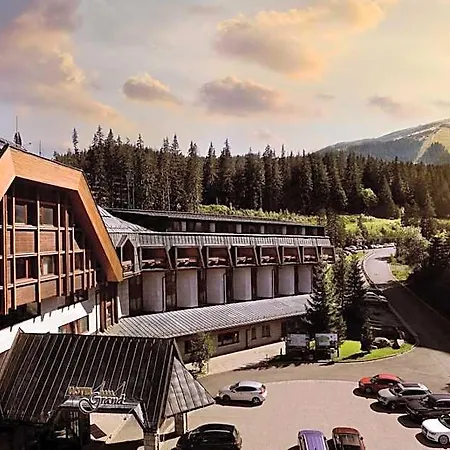 Hotel Grand Jasna 4*